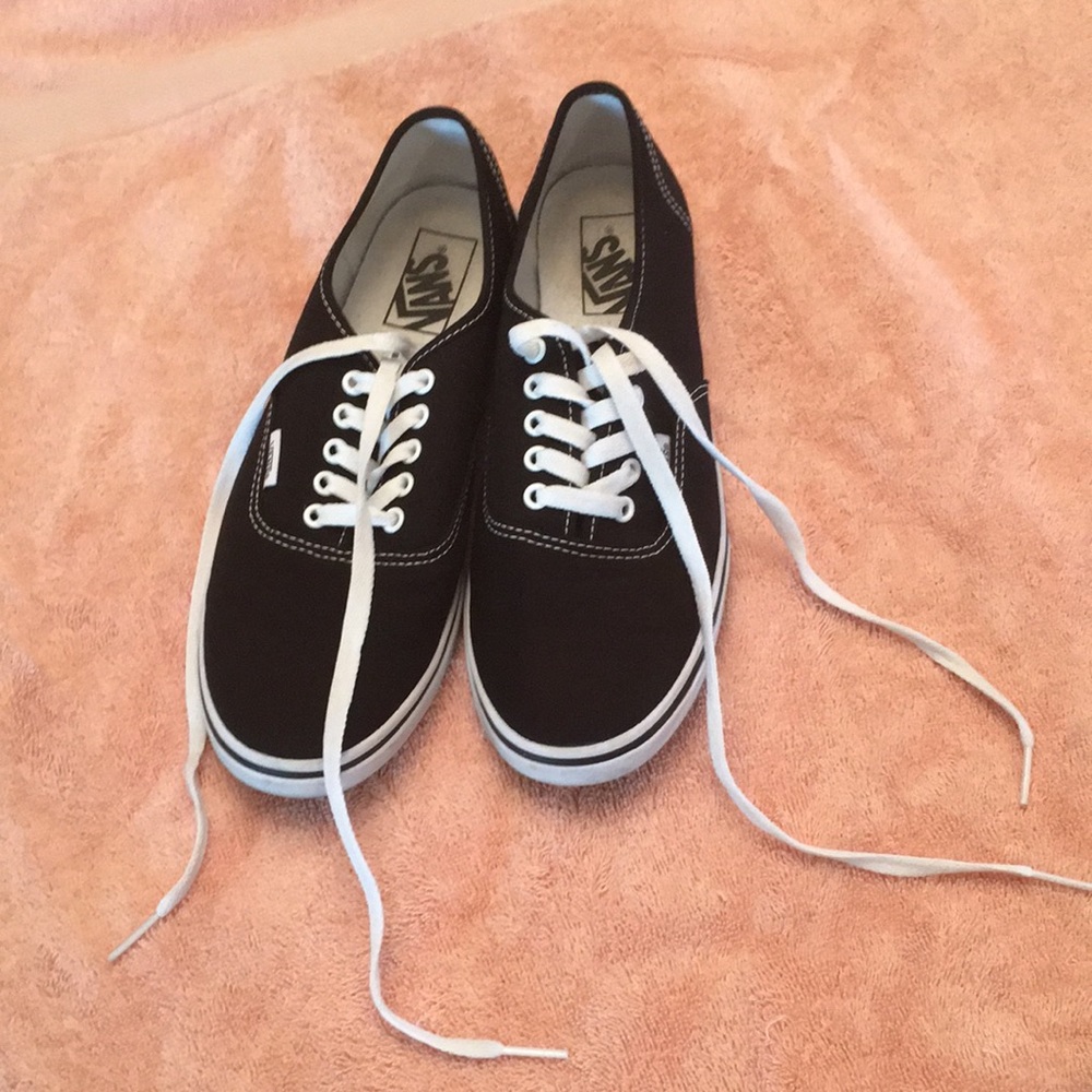 Vans sneakers. Like New Condition. Size 8.5